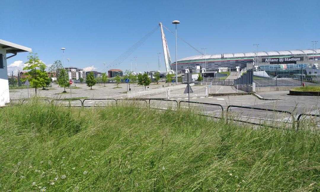 stadium-abbandonato-esterno
